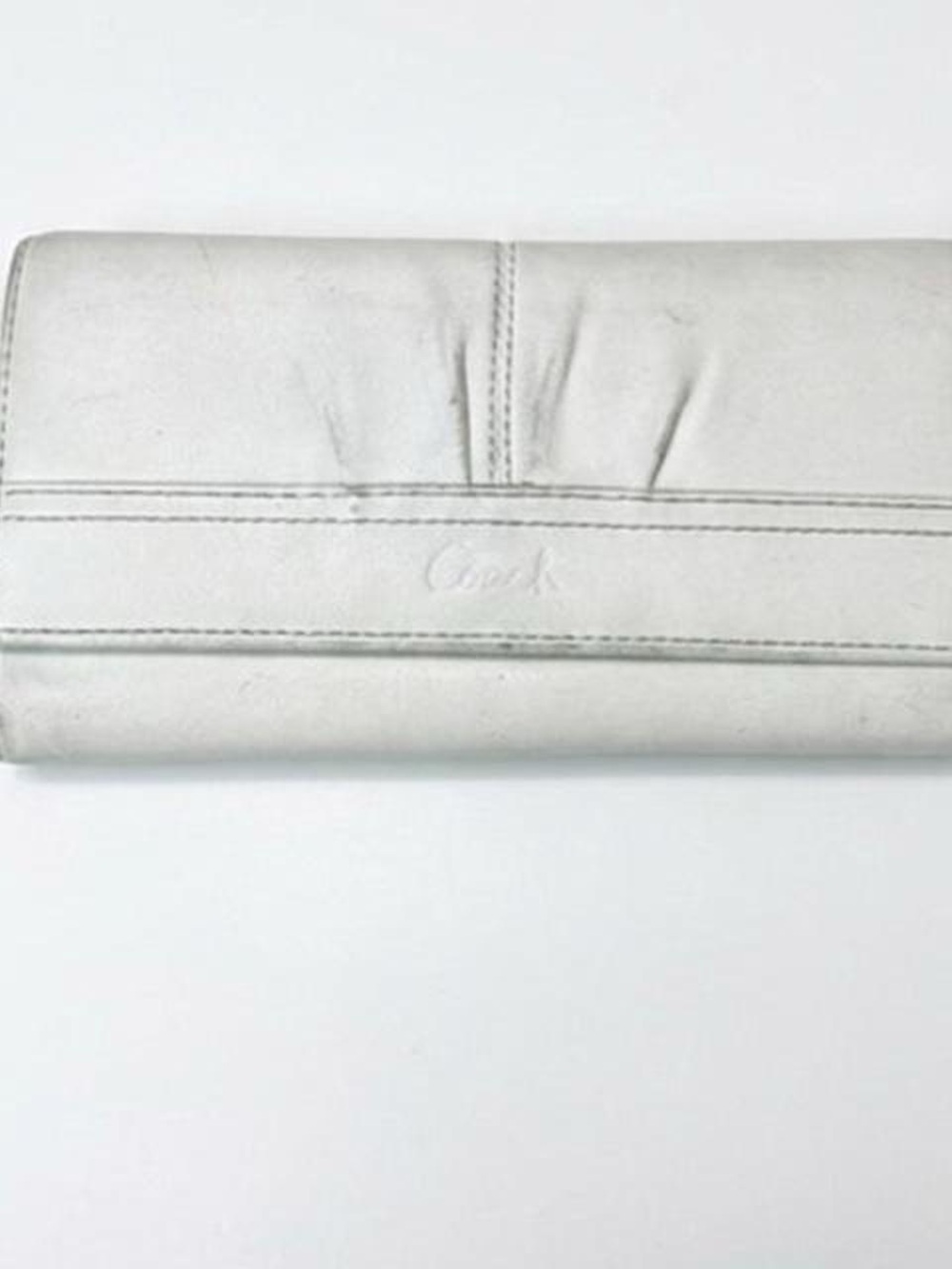 Coach White Leather Clutch Wallet